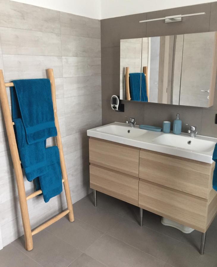 Da Tosca Apartment Гравелона Точе Екстериор снимка